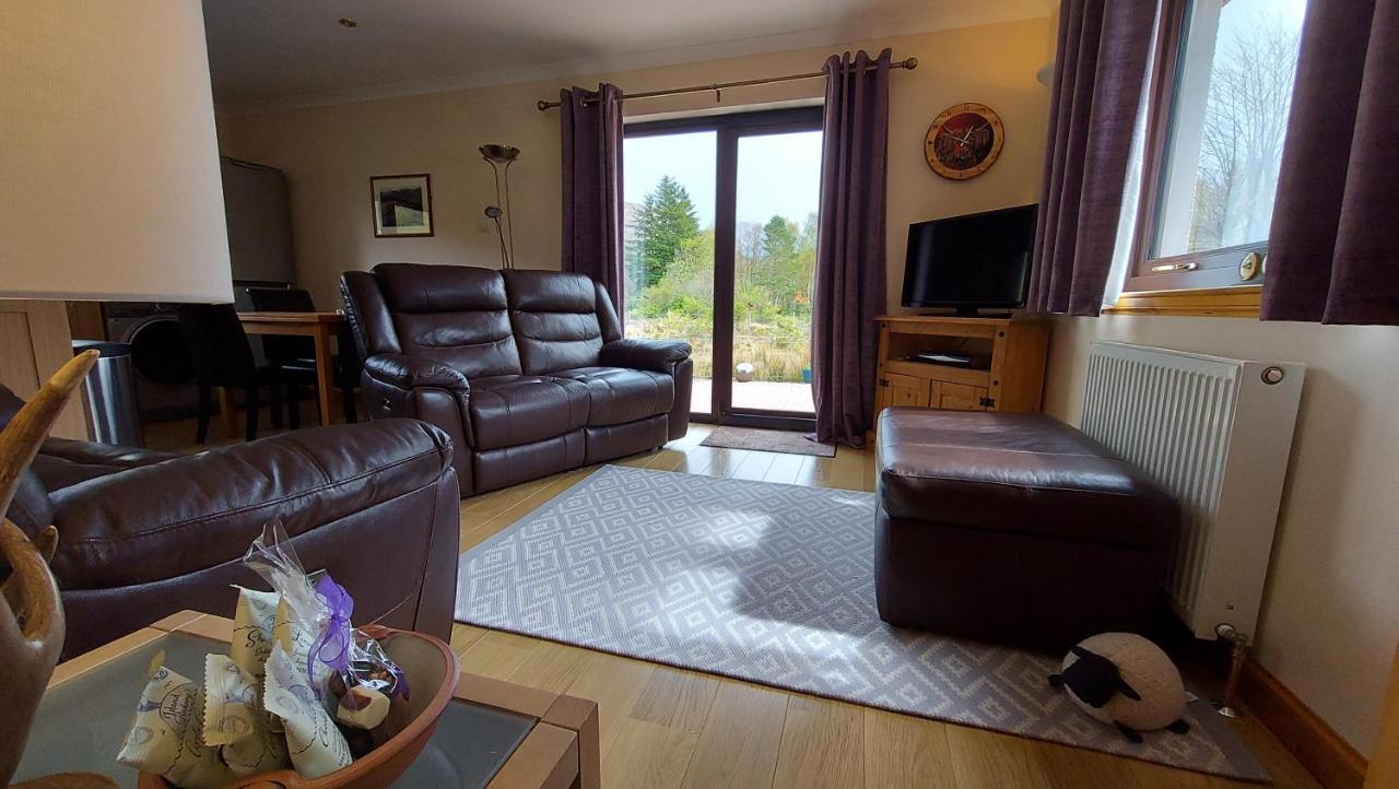 Roe Deer Cottage Near Glencoe Fort William Bagian luar foto
